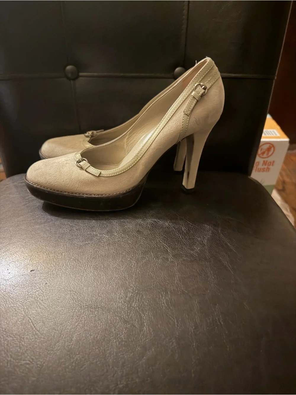 Gucci refined heels